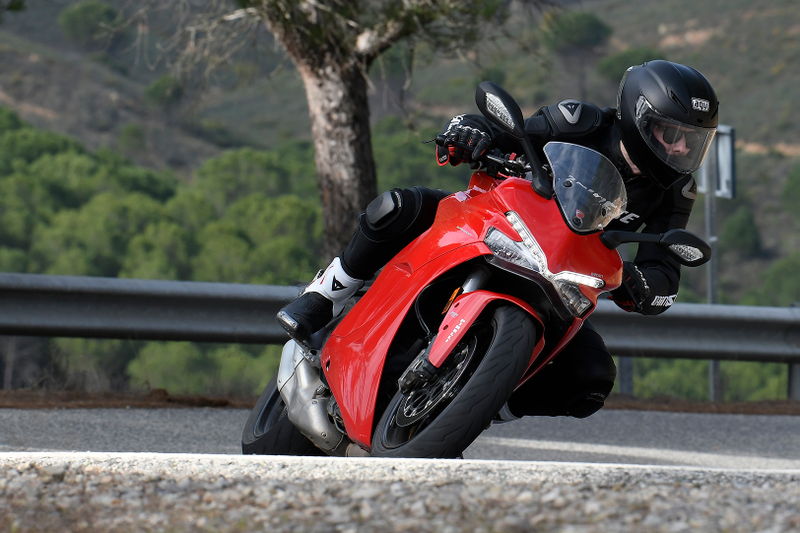 Illustration for article titled 2017 Ducati SuperSport: Classic Ducati Without The Pain